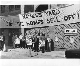 Photo:People demonstrating outside Mathews Yard